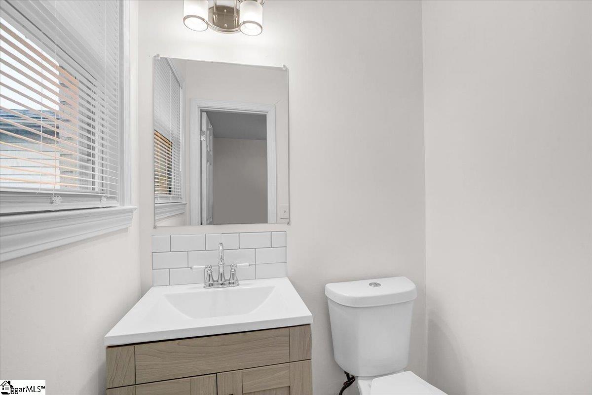 Piedmont, South Carolina 29673, United States, 3 Bedrooms Bedrooms, ,3 BathroomsBathrooms,Residential,Active,102849