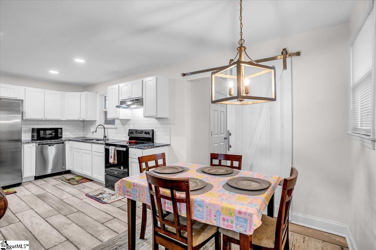 Piedmont, South Carolina 29673, United States, 3 Bedrooms Bedrooms, ,3 BathroomsBathrooms,Residential,Active,102849