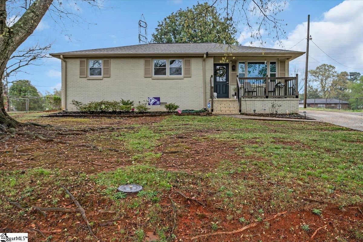 Piedmont, South Carolina 29673, United States, 3 Bedrooms Bedrooms, ,3 BathroomsBathrooms,Residential,Active,102849