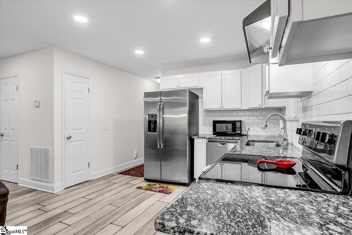 Piedmont, South Carolina 29673, United States, 3 Bedrooms Bedrooms, ,3 BathroomsBathrooms,Residential,Active,102849