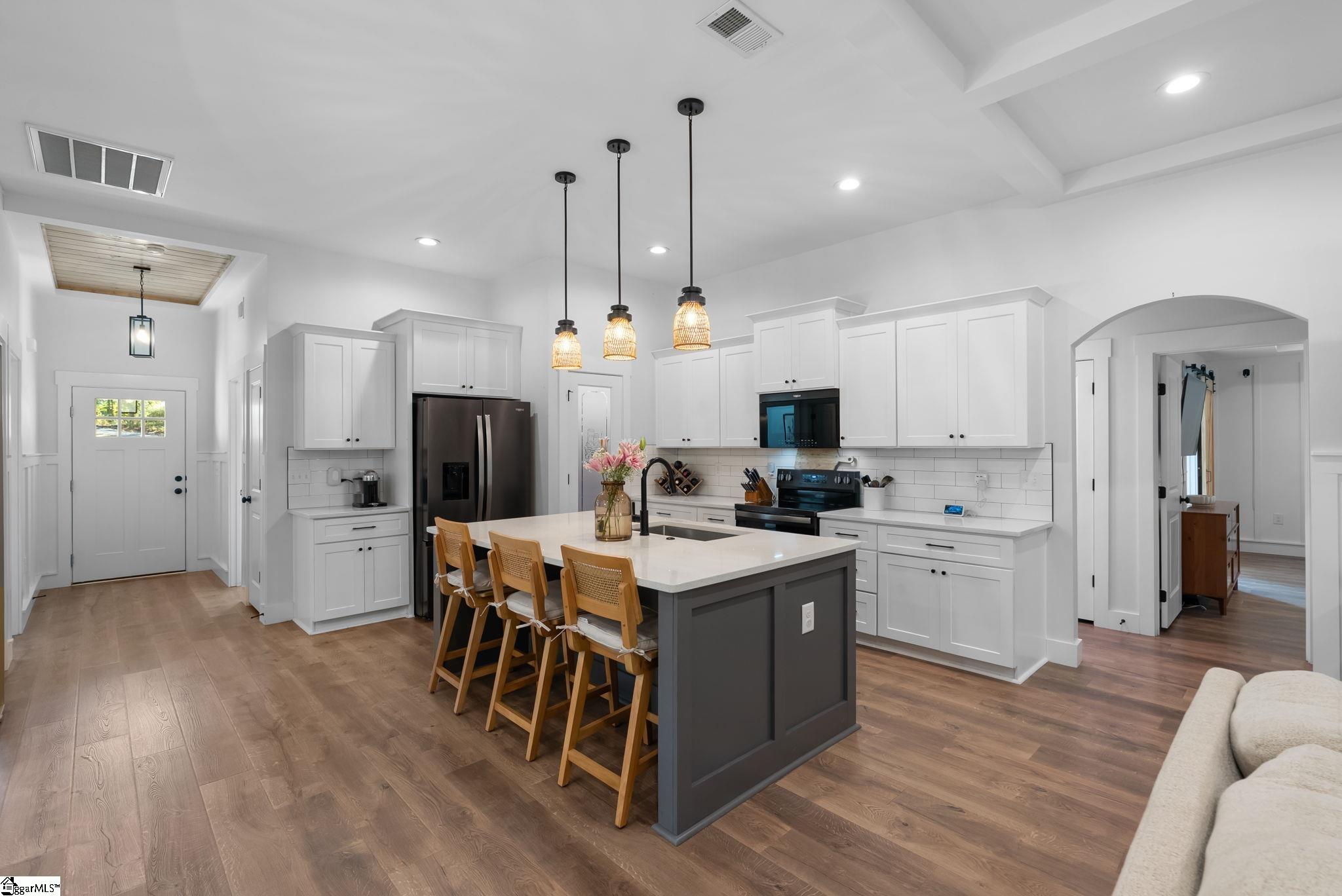629 Cherokee Road