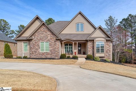 Photo of 813 Grande Dunes Way, Inman, SC 29349 (MLS # 1583262)