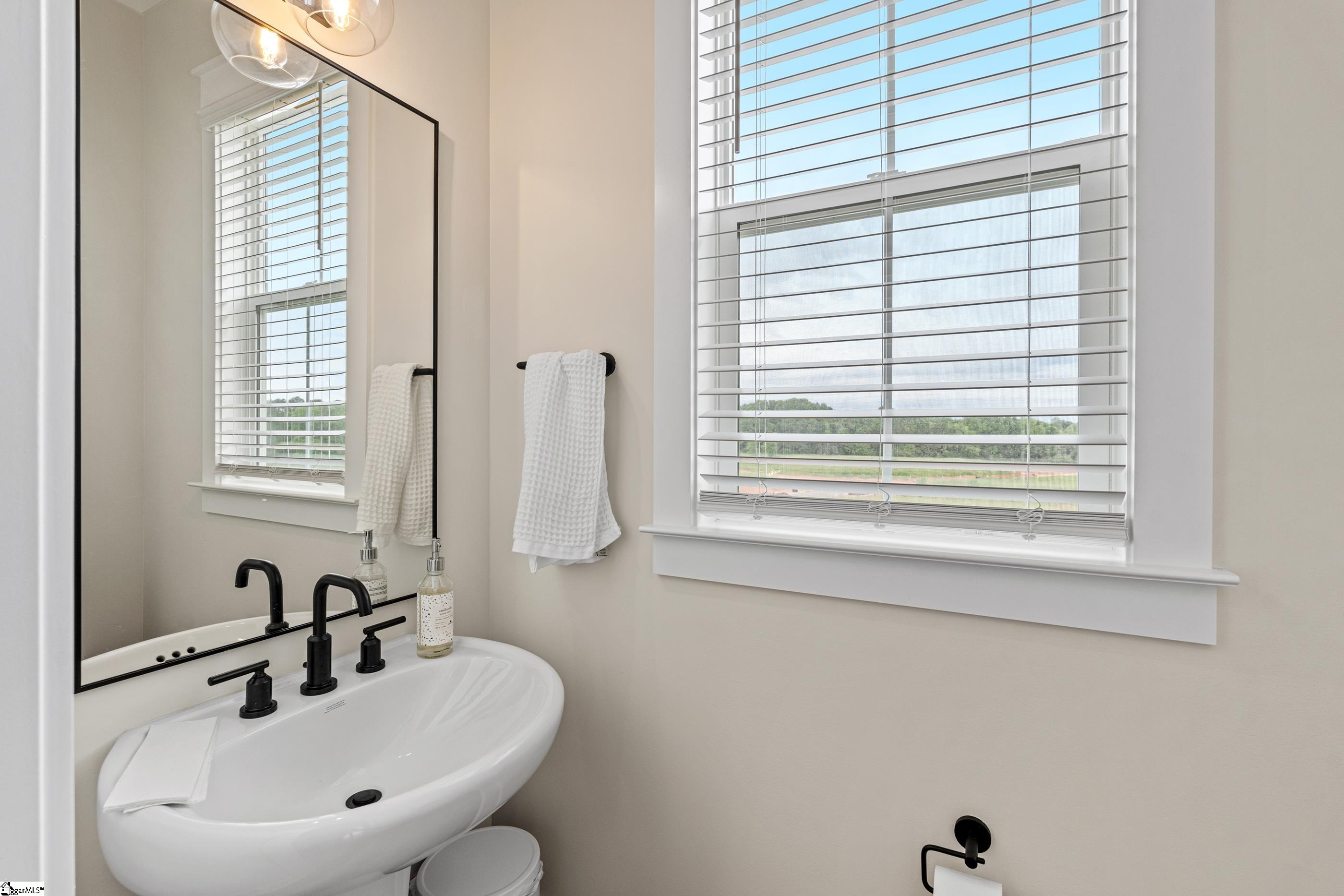 Pendleton, South Carolina 29670, United States, 3 Bedrooms Bedrooms, ,3 BathroomsBathrooms,Residential,Pending,116554