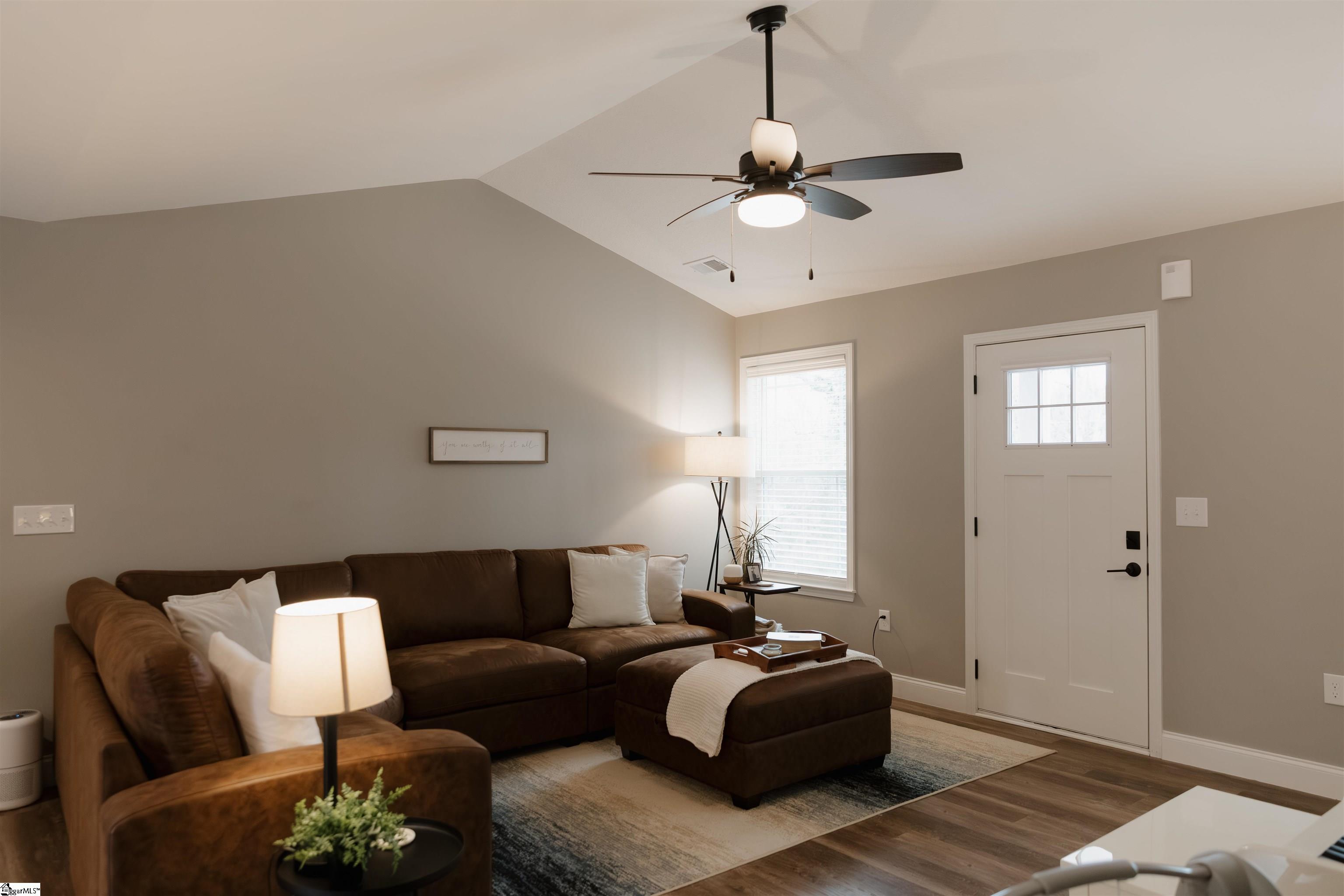 653 N Shamrock Avenue