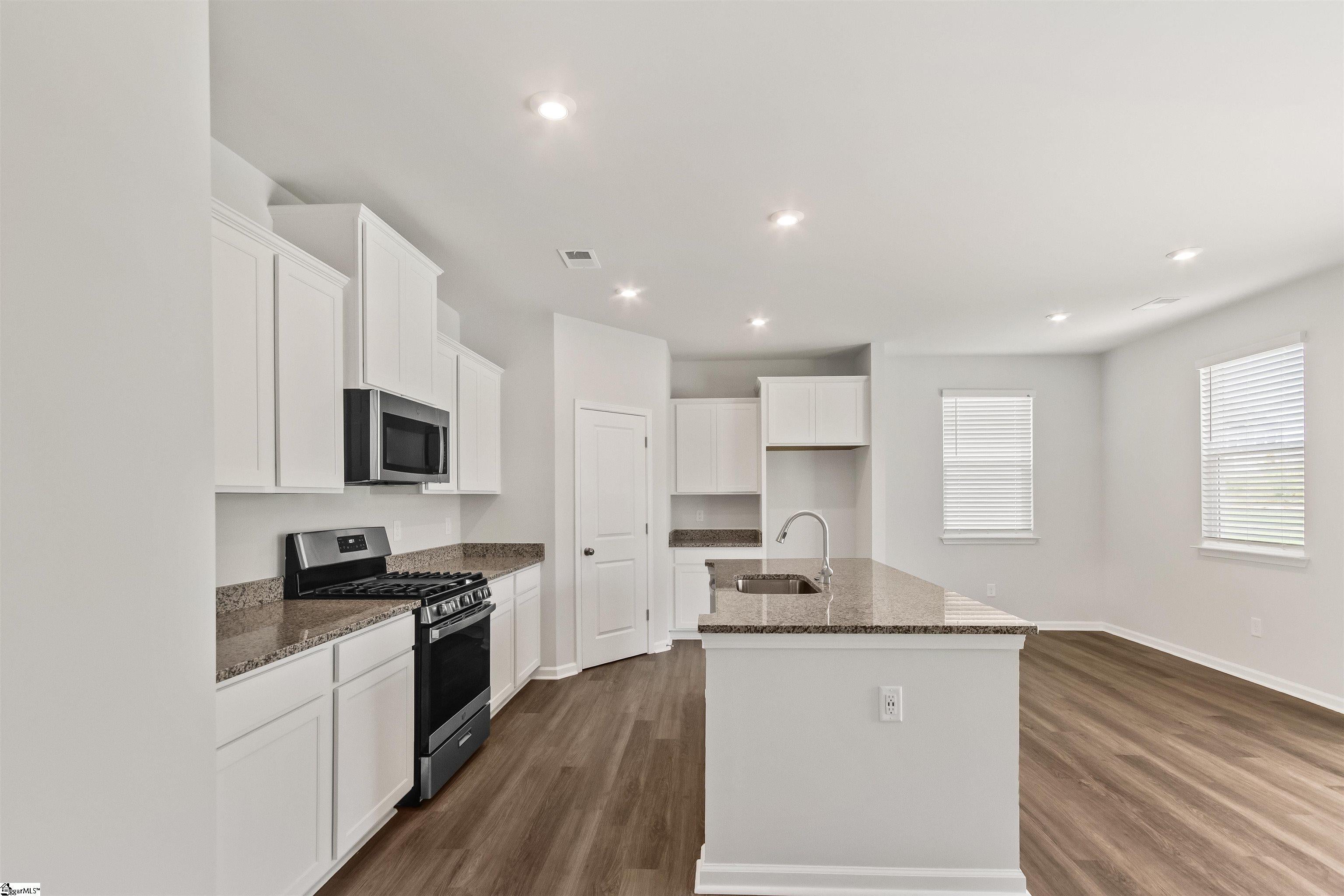 Real Estate Search 4 128 River Knoll Drive