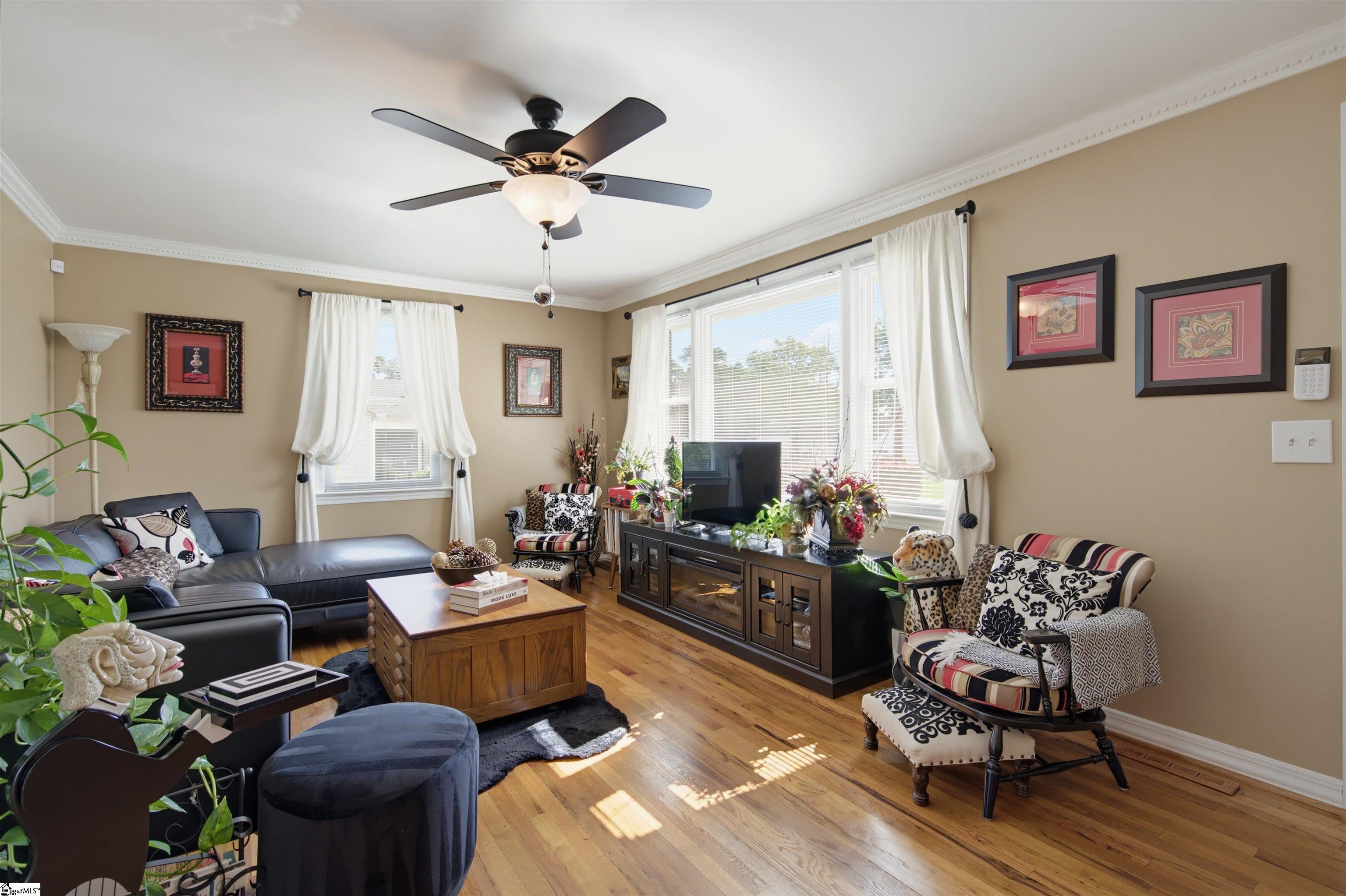 Real Estate Search 3 111 S Pliney Circle
