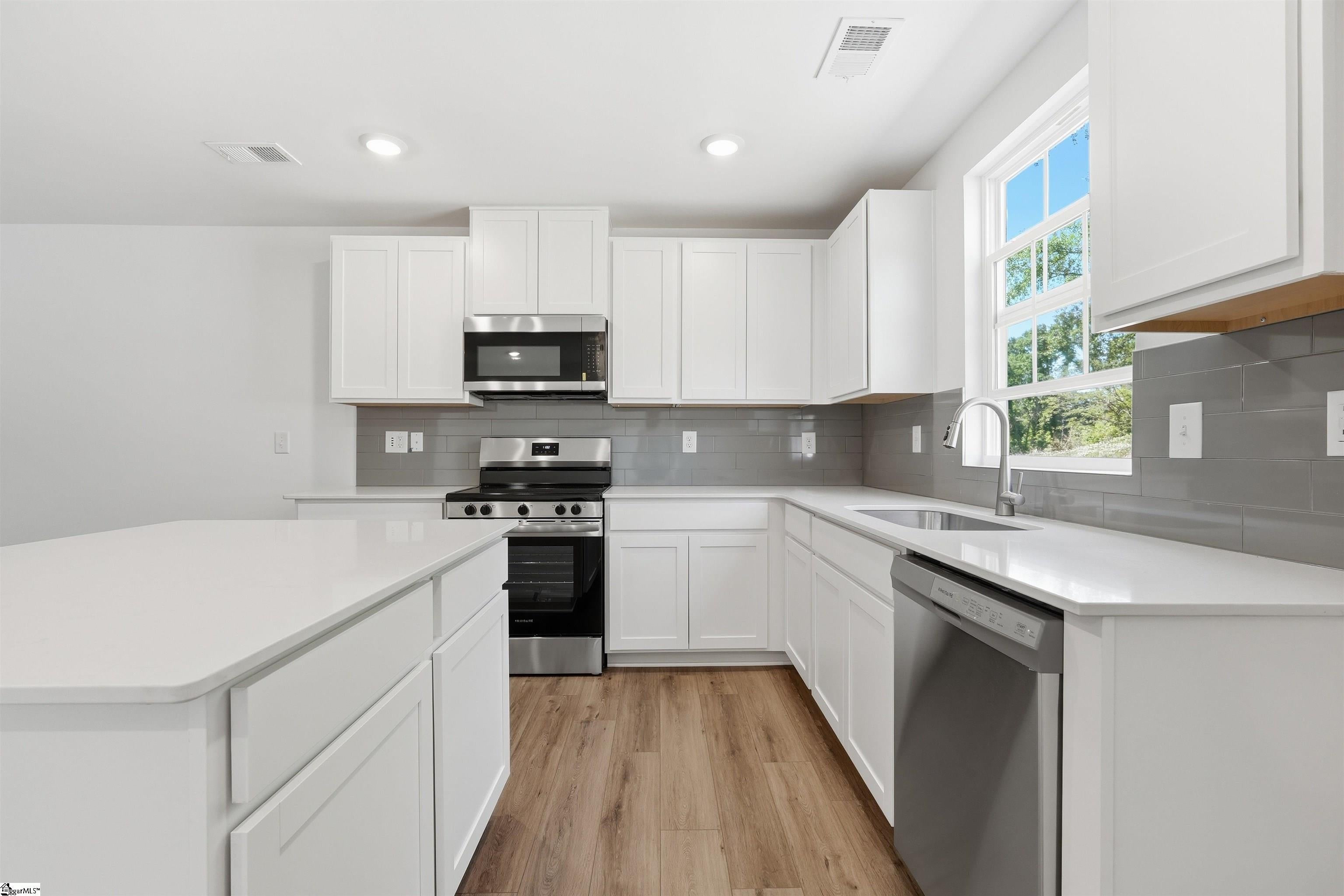 Real Estate Search 4 919 Mahaffey Court