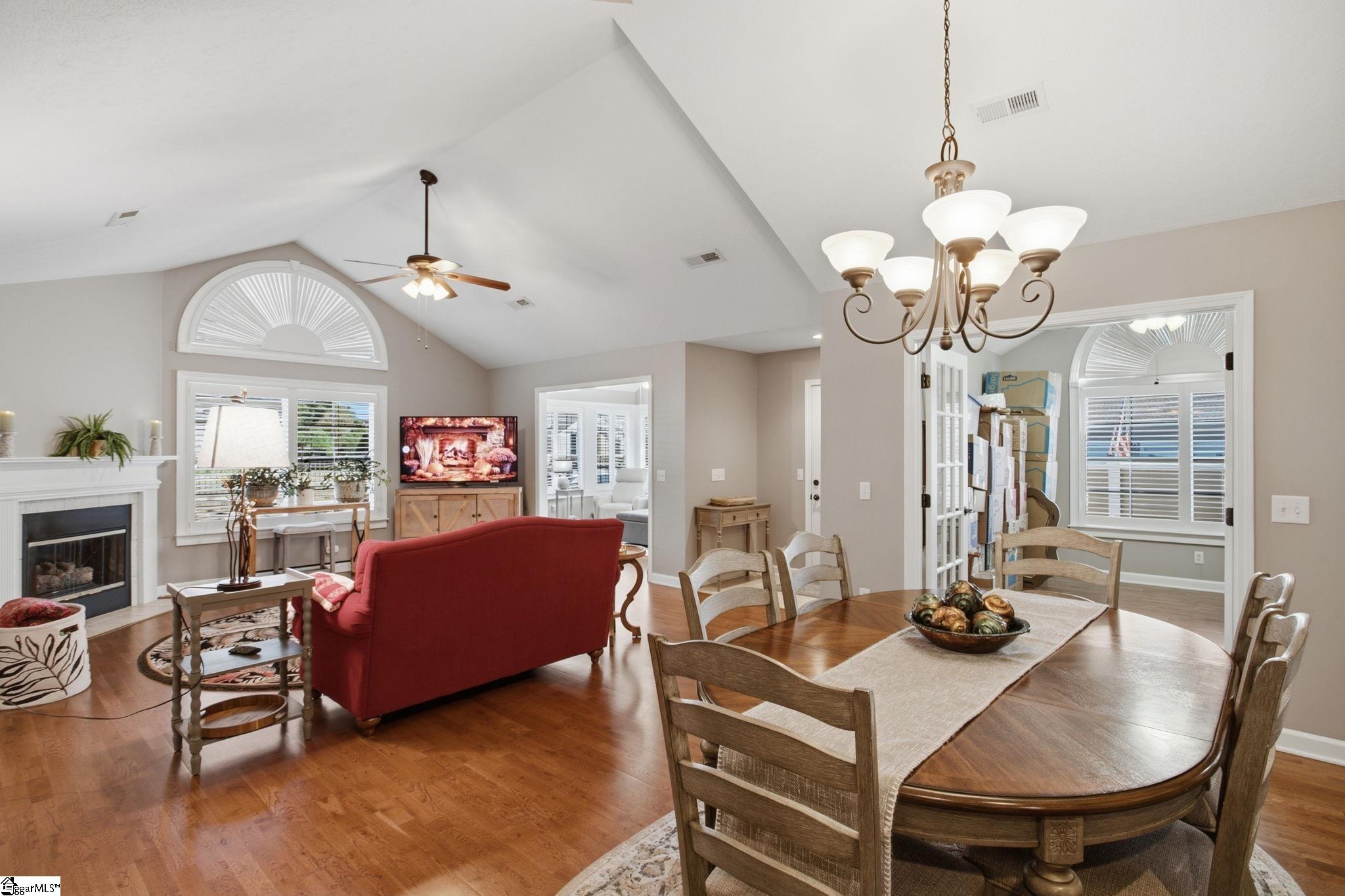 16 Fudora Circle