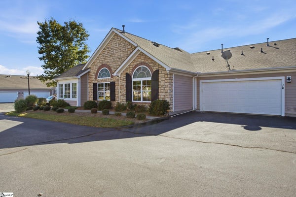 16 FUDORA CIR, SIMPSONVILLE, SC 29681 - Image 80a2b2bcfd533237b37b4e6c621962c8/2106139804