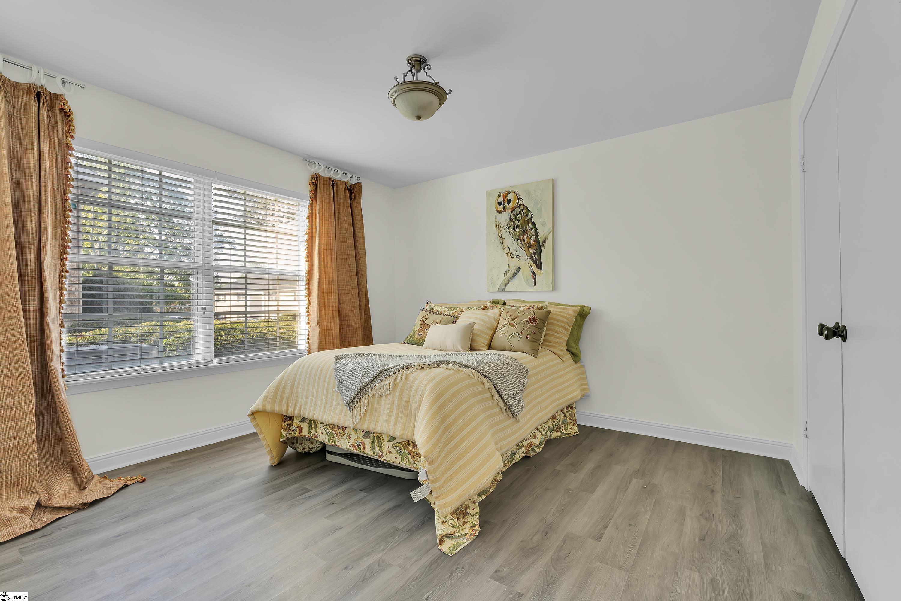 Greenville, South Carolina 29601, United States, 2 Bedrooms Bedrooms, ,2 BathroomsBathrooms,Residential,Active,196188