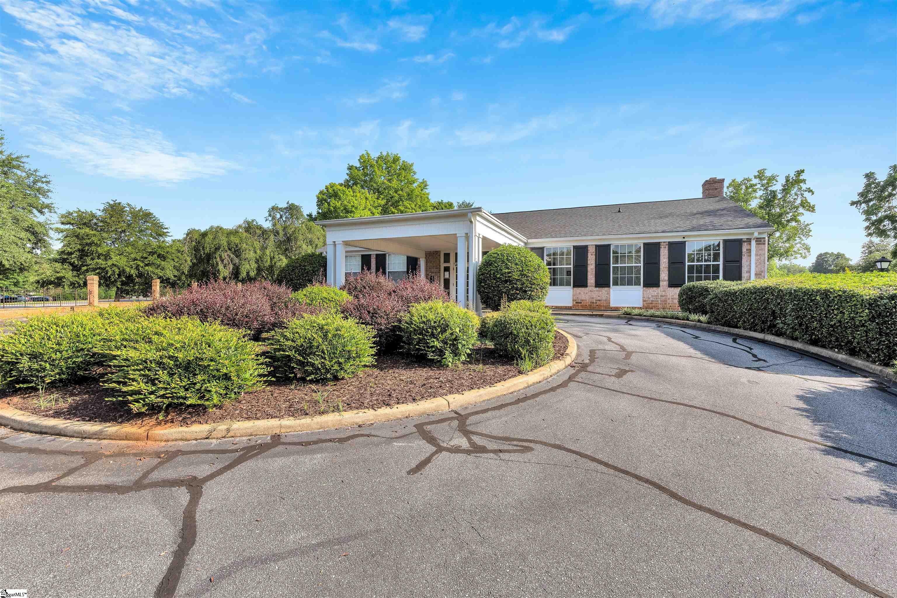 Greenville, South Carolina 29601, United States, 2 Bedrooms Bedrooms, ,2 BathroomsBathrooms,Residential,Active,196188