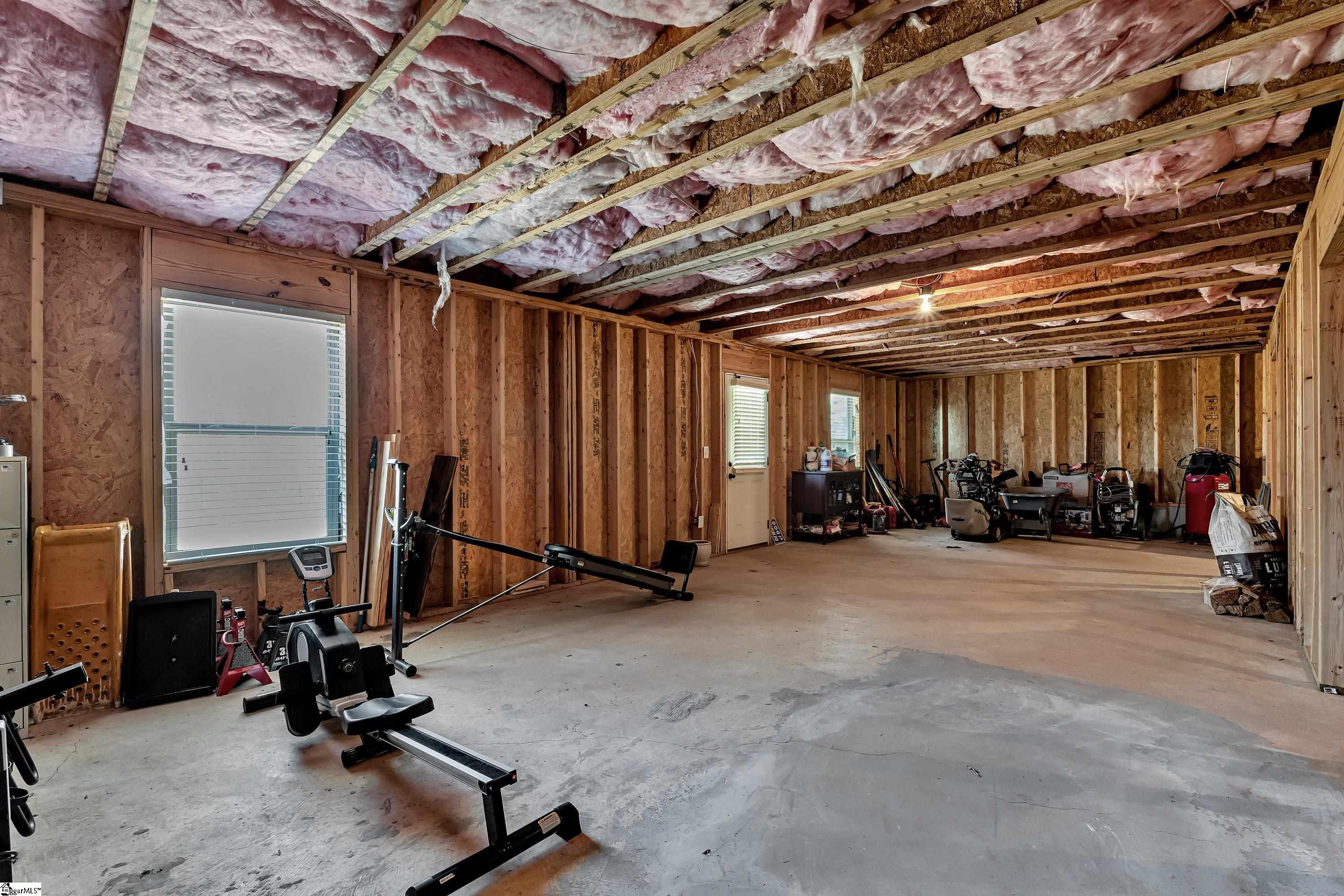 Greer, South Carolina 29650, United States, 5 Bedrooms Bedrooms, ,4 BathroomsBathrooms,Residential,Contingent,8212