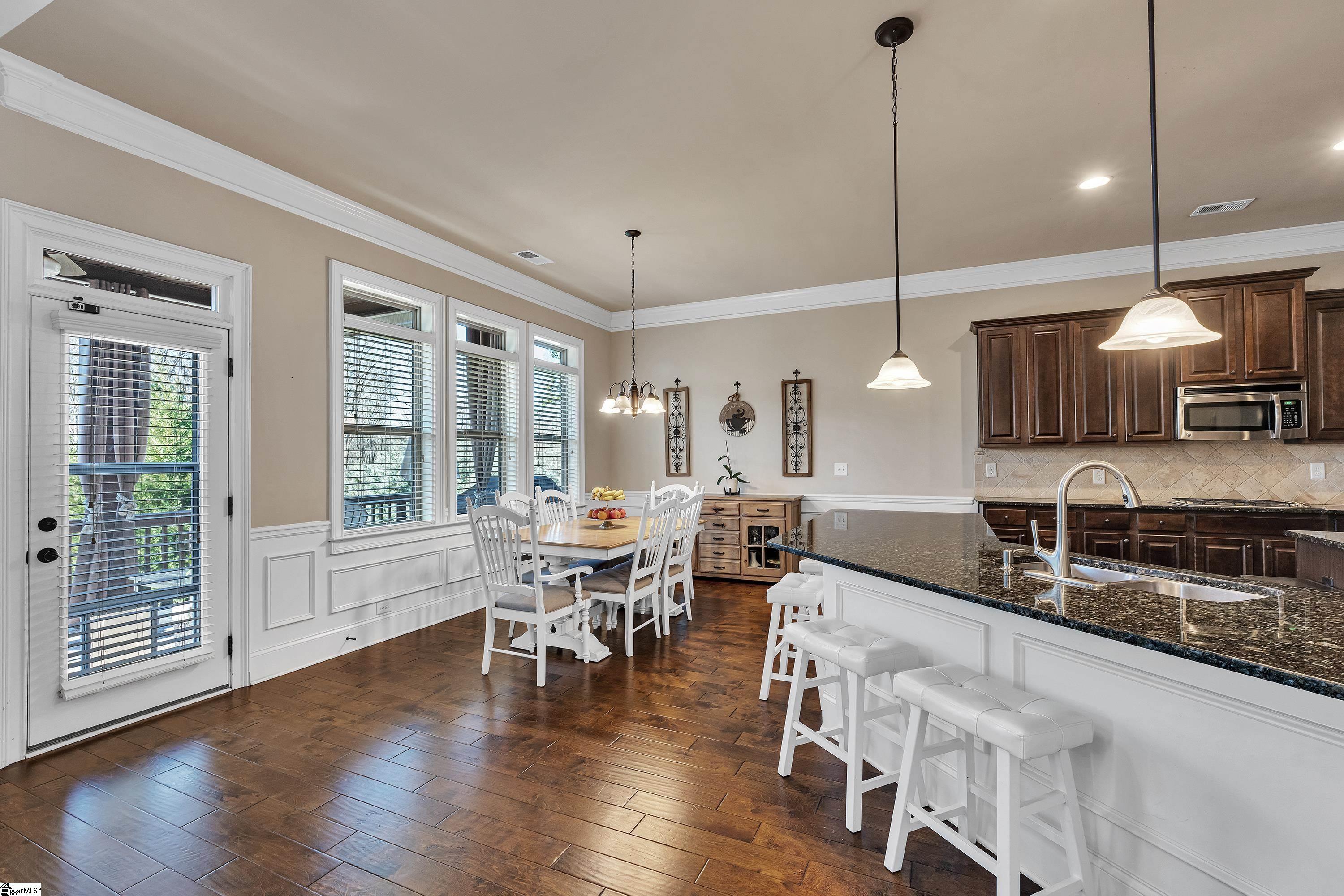 Greer, South Carolina 29650, United States, 5 Bedrooms Bedrooms, ,4 BathroomsBathrooms,Residential,Contingent,8212