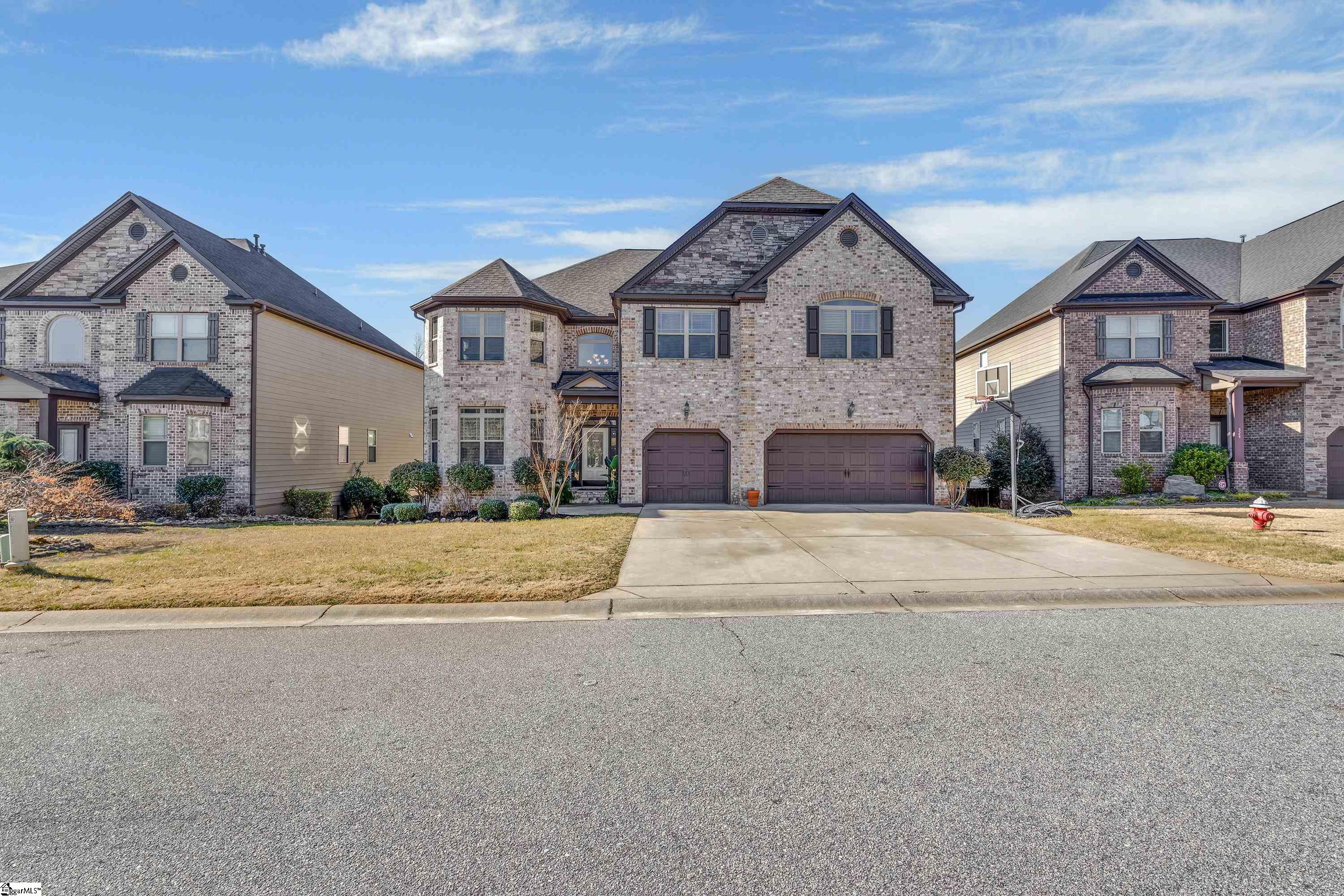 Greer, South Carolina 29650, United States, 5 Bedrooms Bedrooms, ,4 BathroomsBathrooms,Residential,Contingent,8212