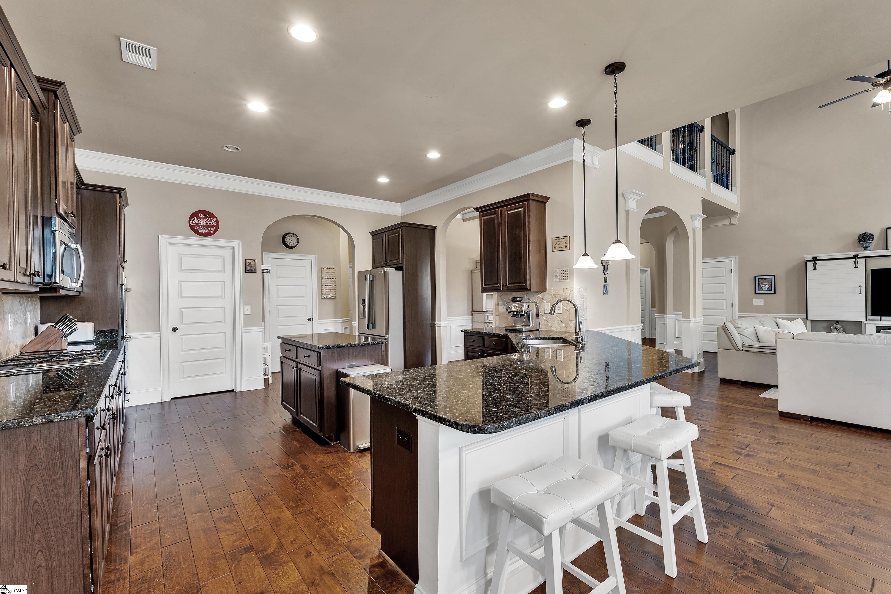 Greer, South Carolina 29650, United States, 5 Bedrooms Bedrooms, ,4 BathroomsBathrooms,Residential,Contingent,8212