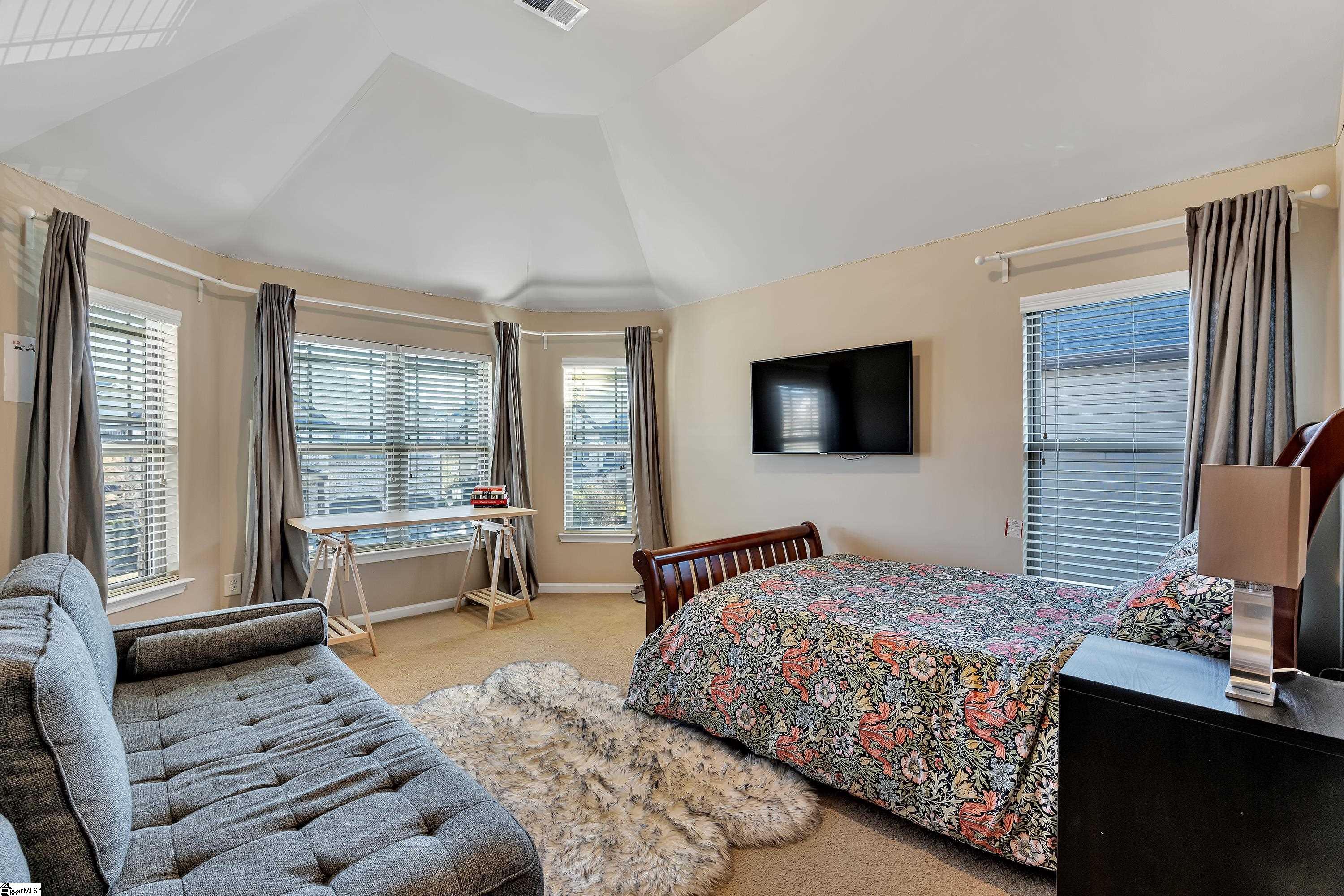 Greer, South Carolina 29650, United States, 5 Bedrooms Bedrooms, ,4 BathroomsBathrooms,Residential,Contingent,8212