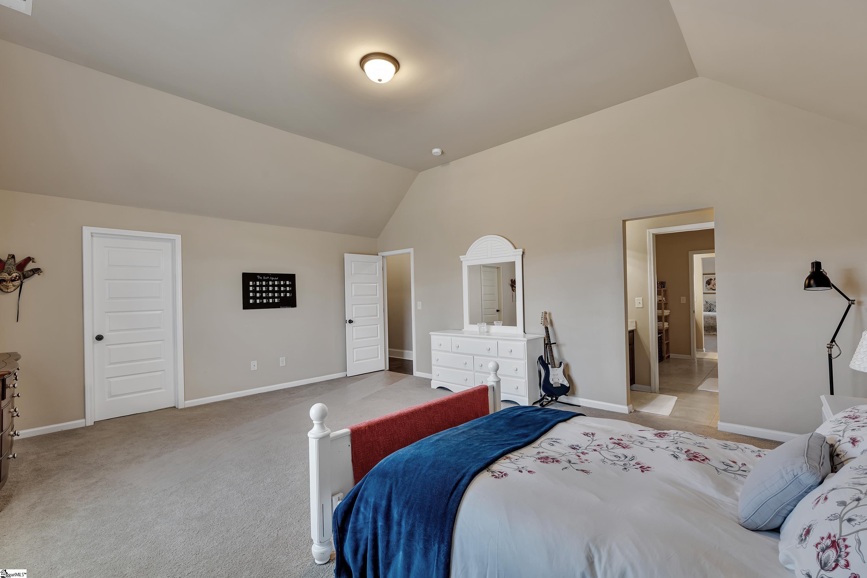 Greer, South Carolina 29650, United States, 5 Bedrooms Bedrooms, ,4 BathroomsBathrooms,Residential,Contingent,8212