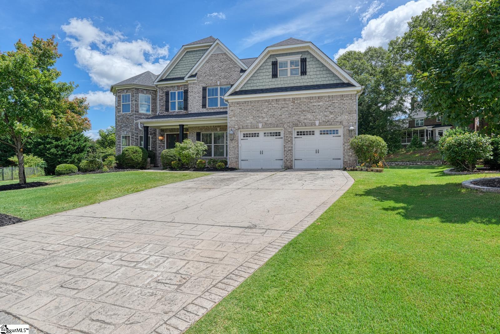 18 Abington Hall Court