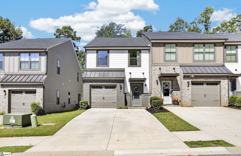 Photo of 67 Connaught Court, Mauldin, SC 29662 (MLS # 1603603)