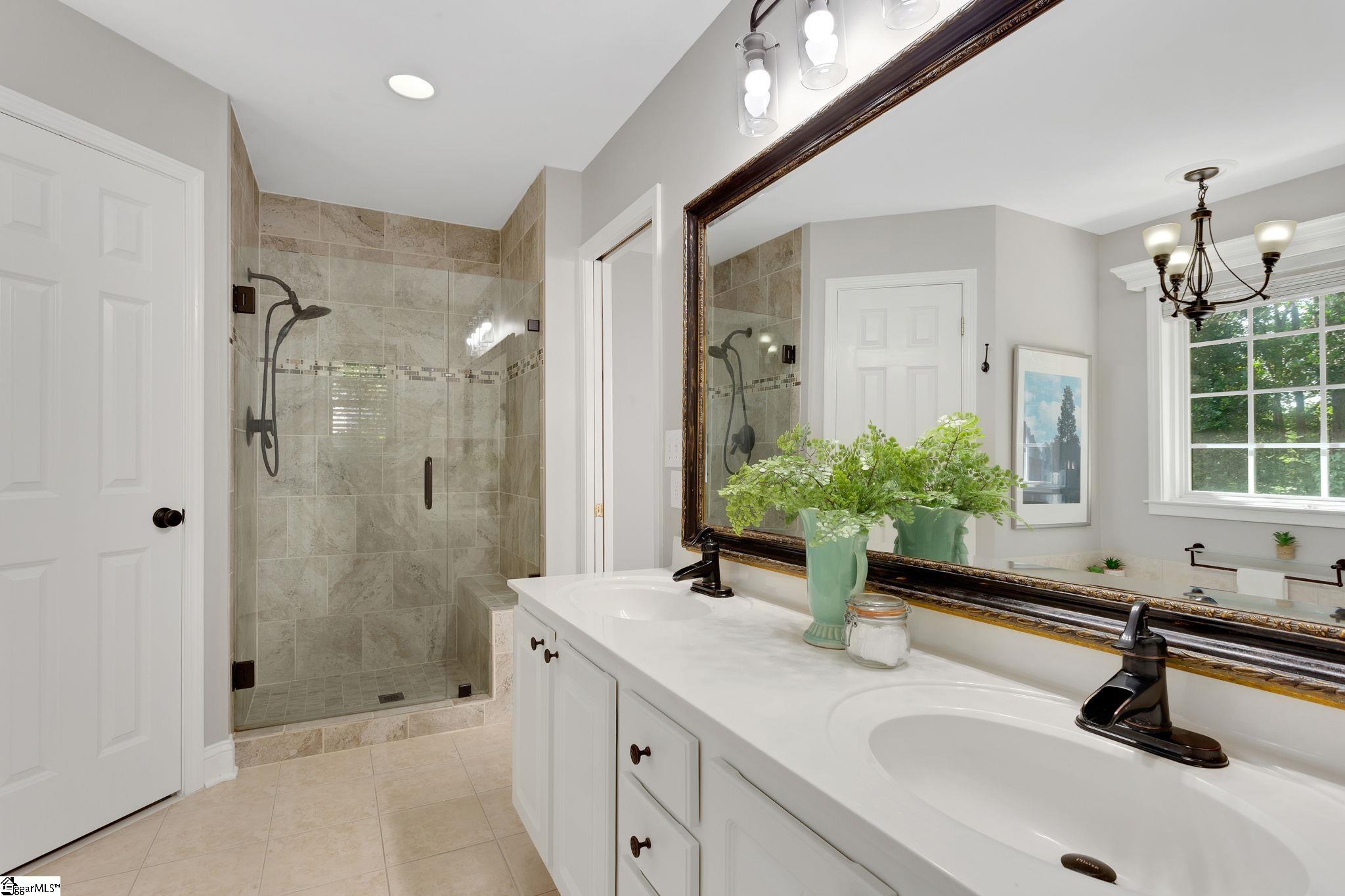 Simpsonville, South Carolina 29681, United States, 3 Bedrooms Bedrooms, ,2 BathroomsBathrooms,Residential,Contingent,211738