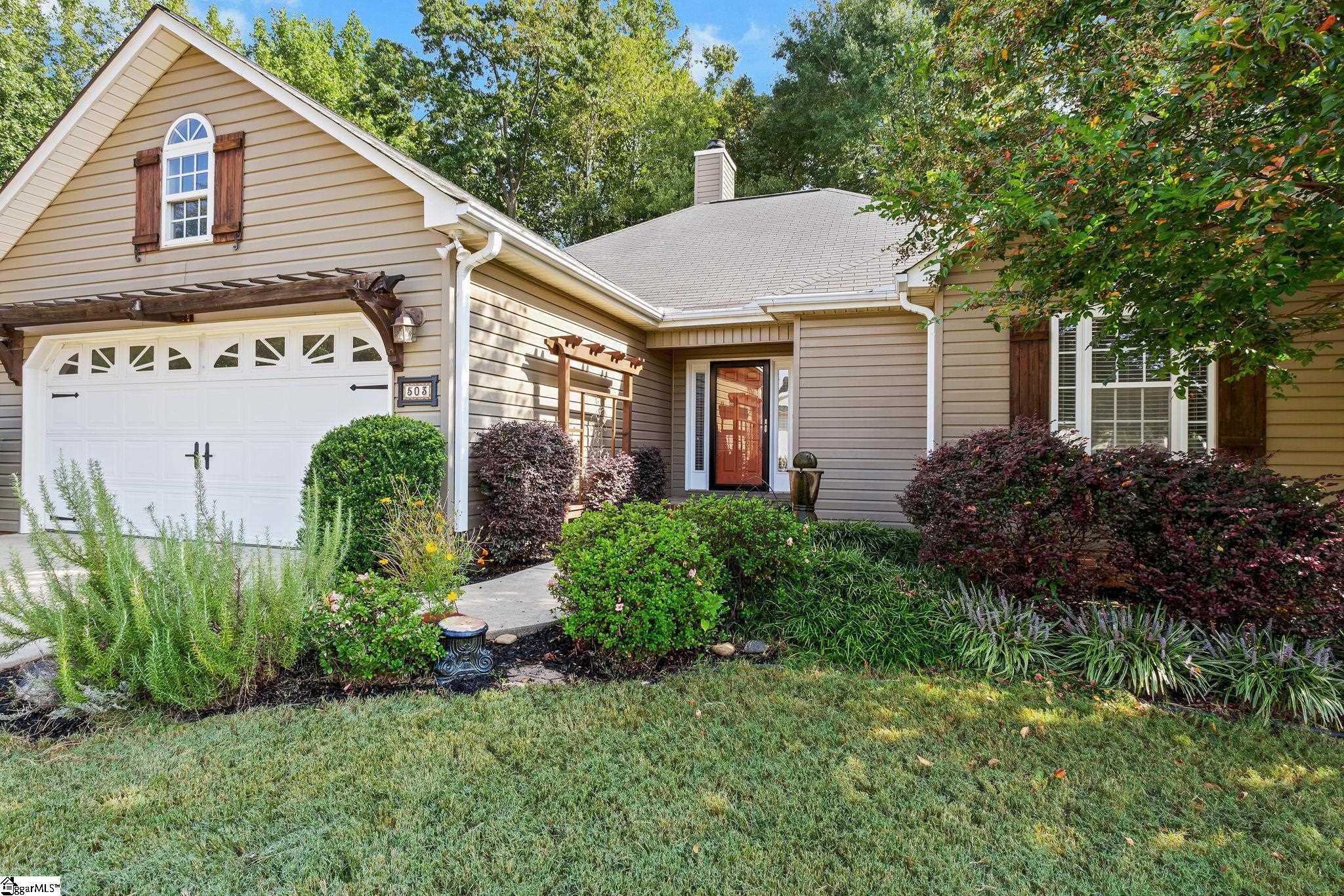 Simpsonville, South Carolina 29681, United States, 3 Bedrooms Bedrooms, ,2 BathroomsBathrooms,Residential,Contingent,211738