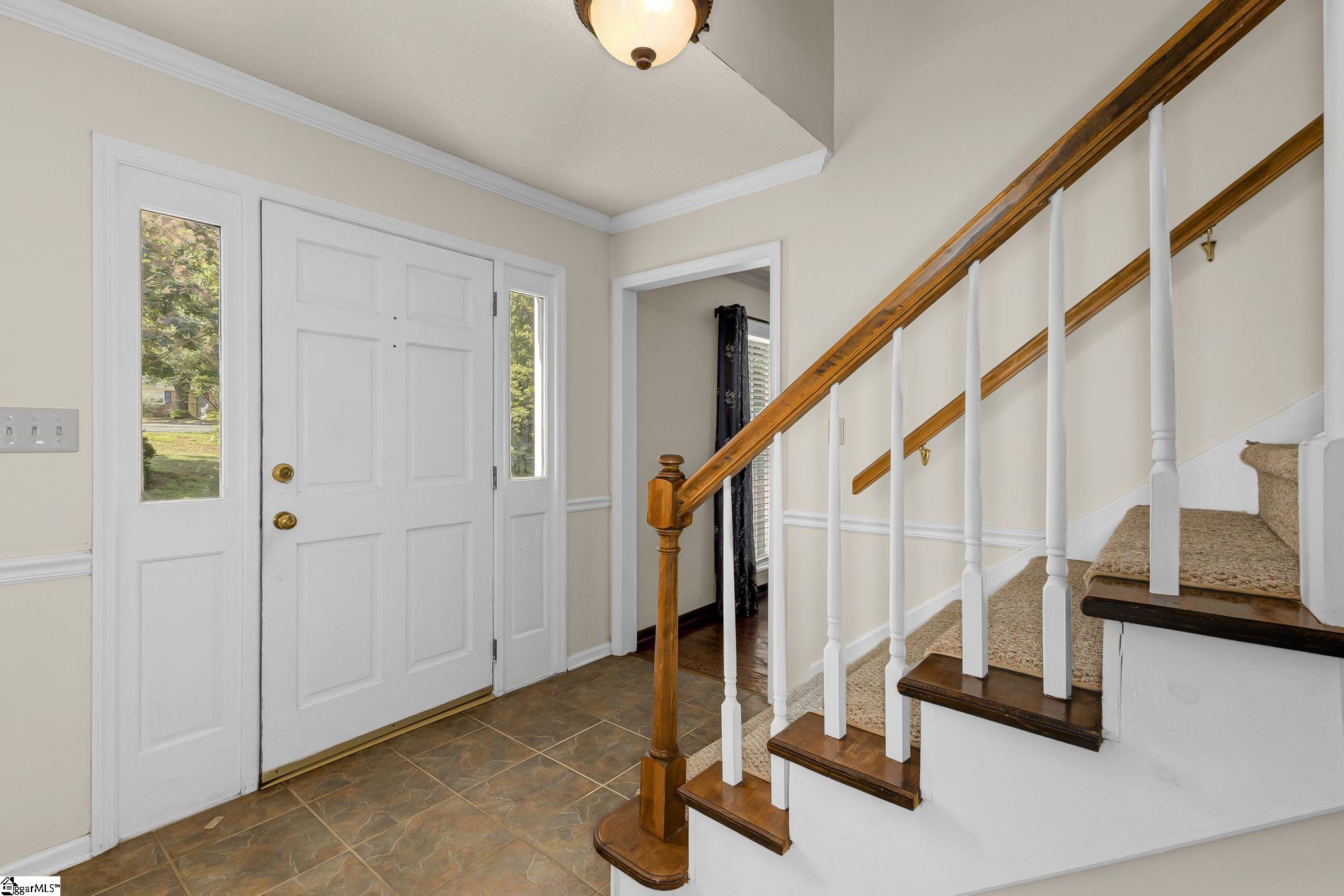 Spartanburg, South Carolina 29301, United States, 3 Bedrooms Bedrooms, ,3 BathroomsBathrooms,Residential,Active,239444