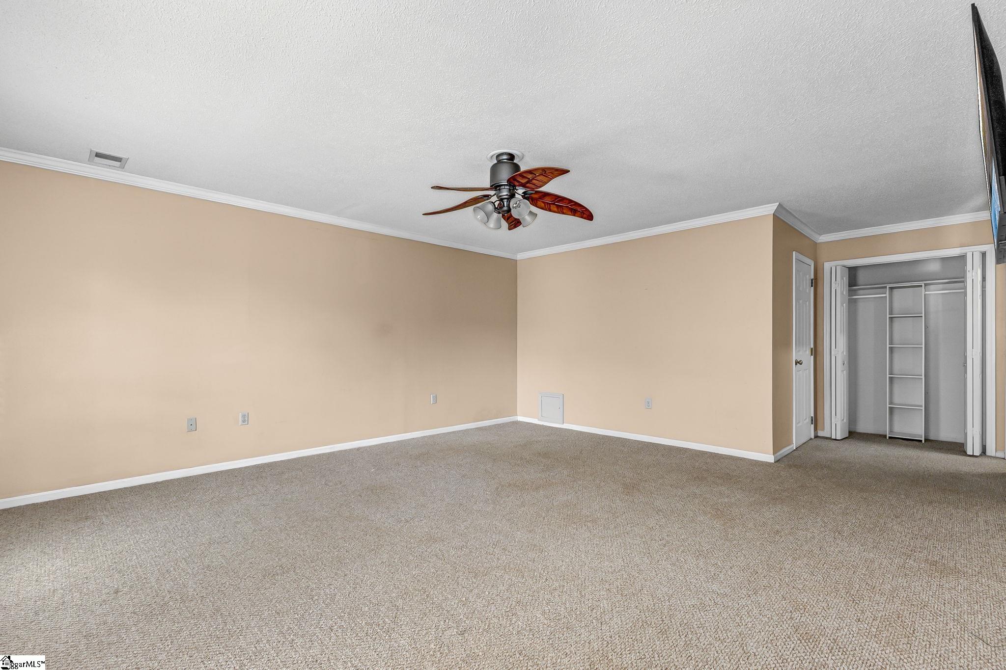 Spartanburg, South Carolina 29301, United States, 3 Bedrooms Bedrooms, ,3 BathroomsBathrooms,Residential,Active,239444