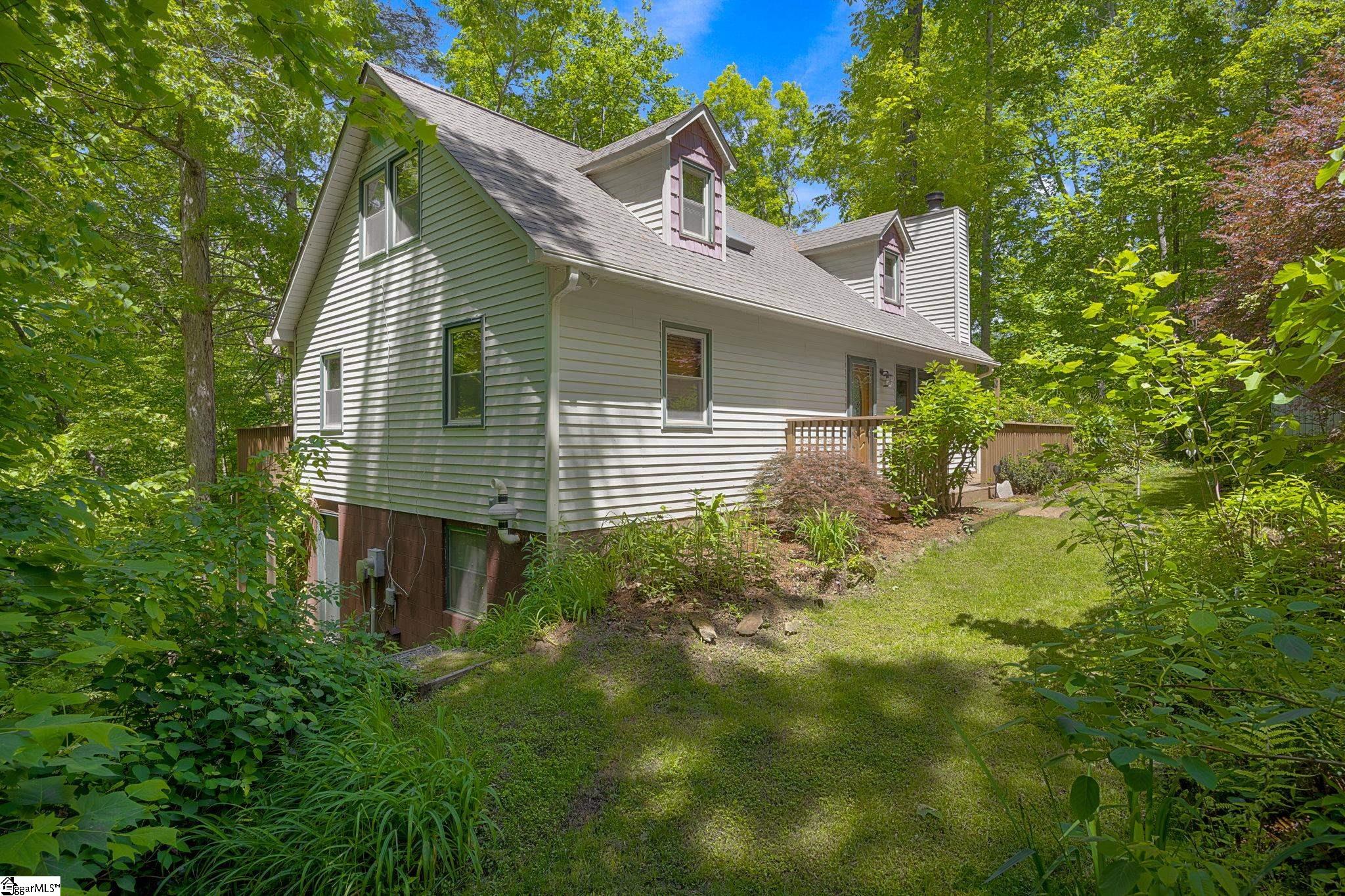 262 Belvoir Drive