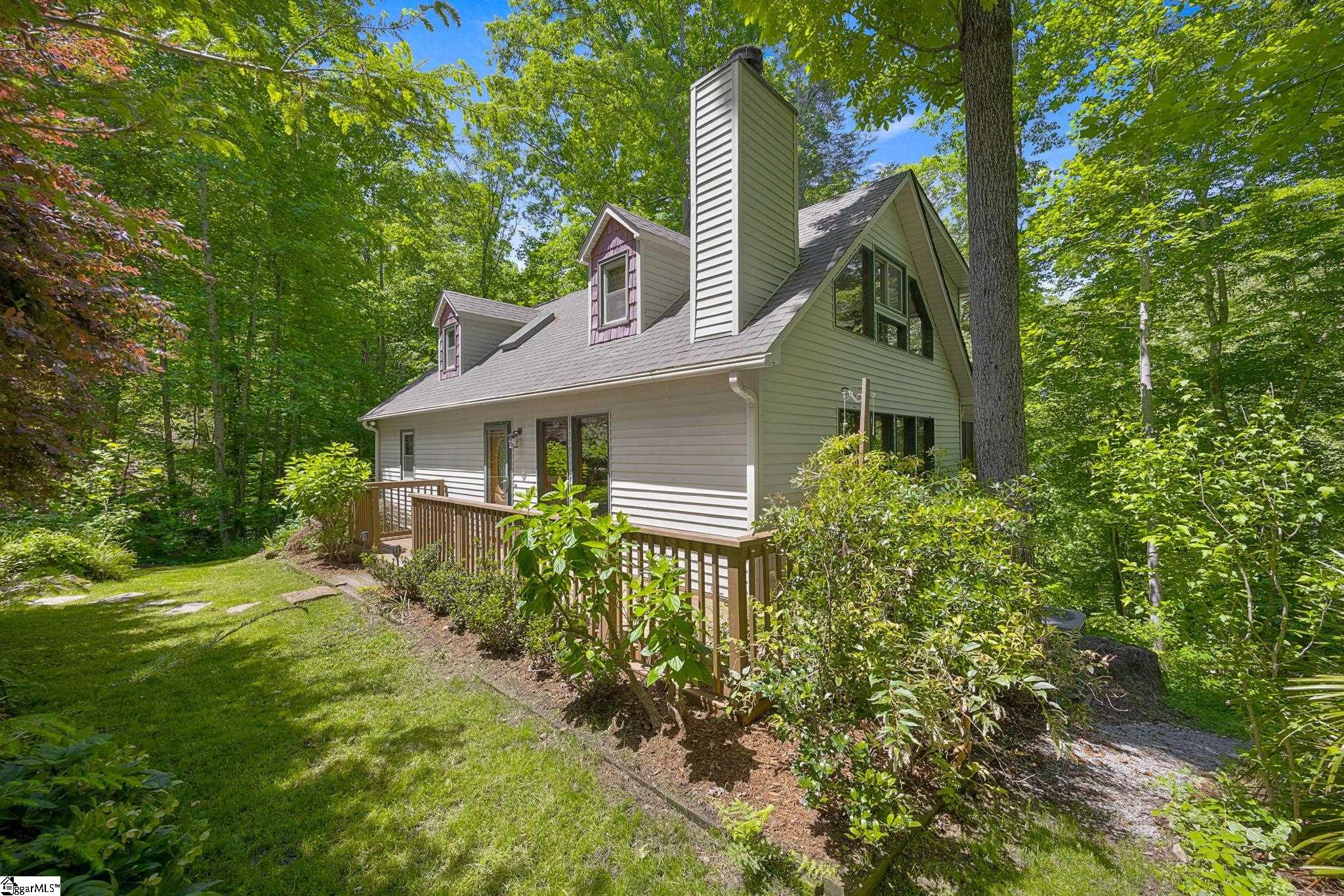 262 Belvoir Drive