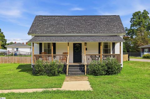 Photo of 1 Brock Street, Pelzer, SC 29669 (MLS # 1597057)