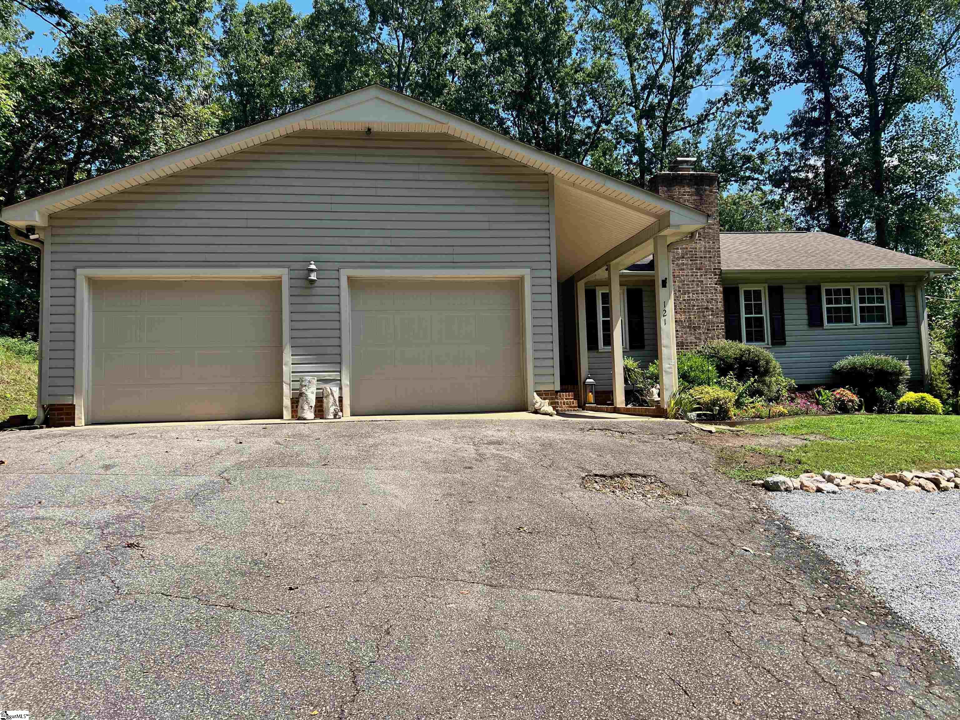 121 Spring Valley Road
