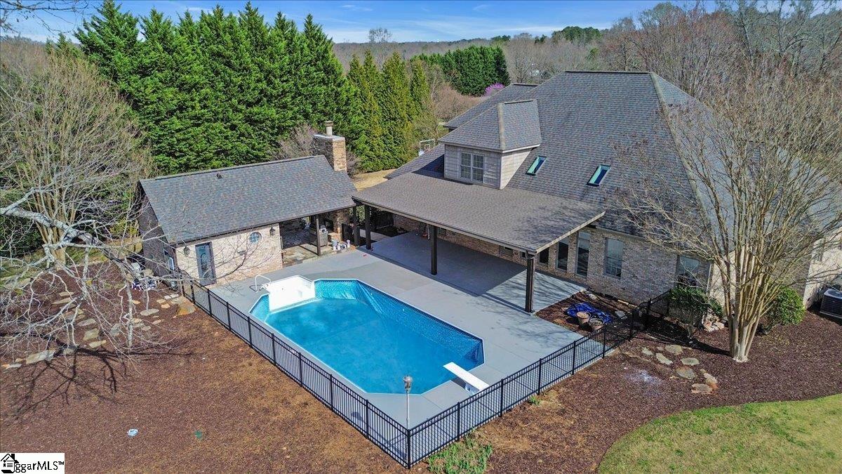 24 Bay Point Way