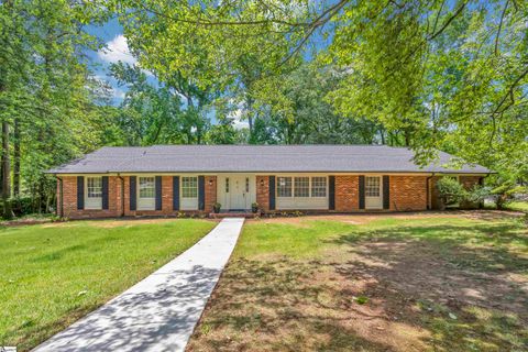 Photo of 12 Compton Drive, Greenville, SC 29615 (MLS # 1595250)