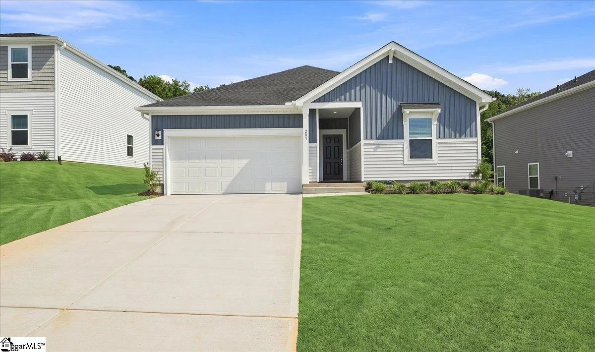 203 Moretz Place