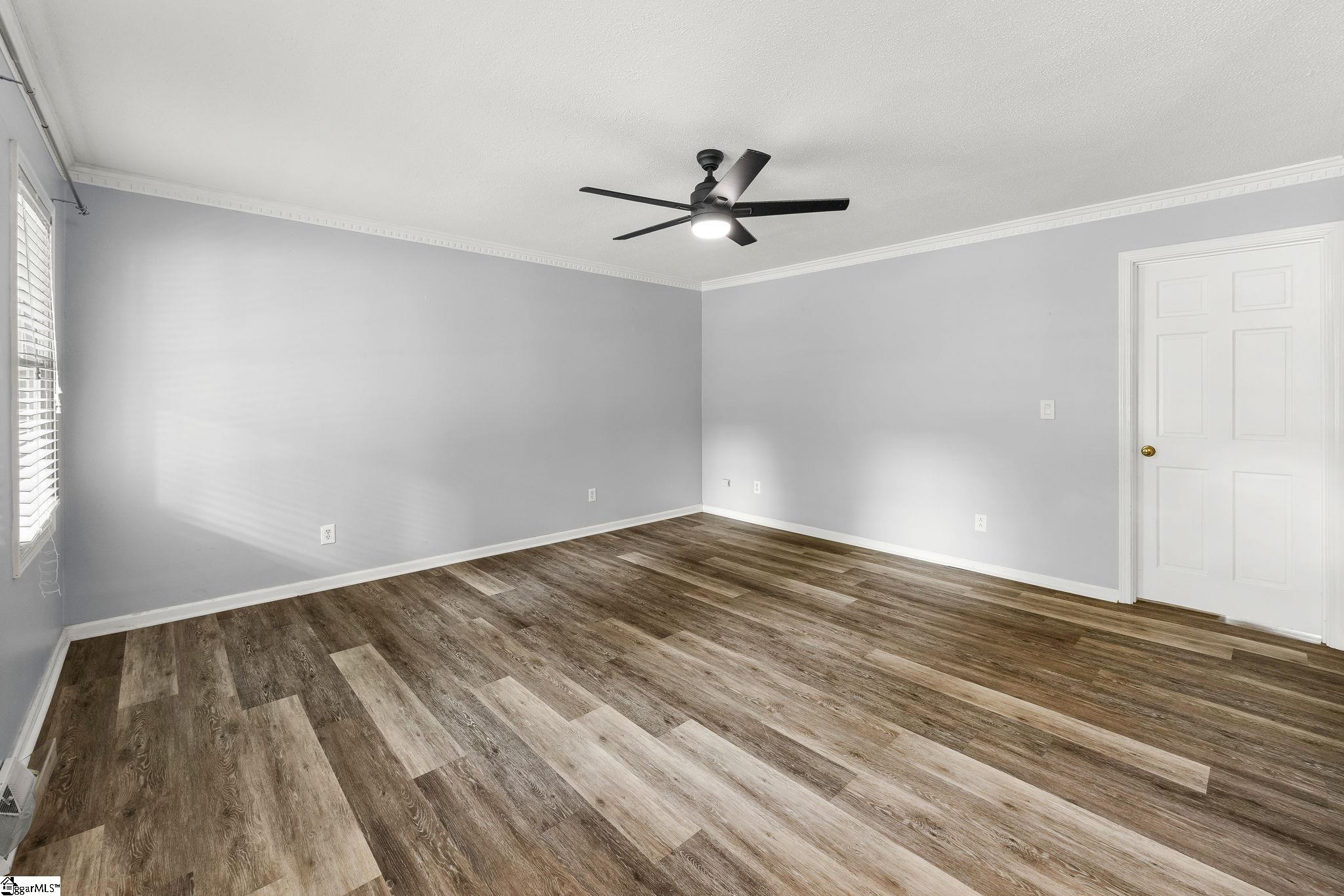 215 Bendingwood Circle