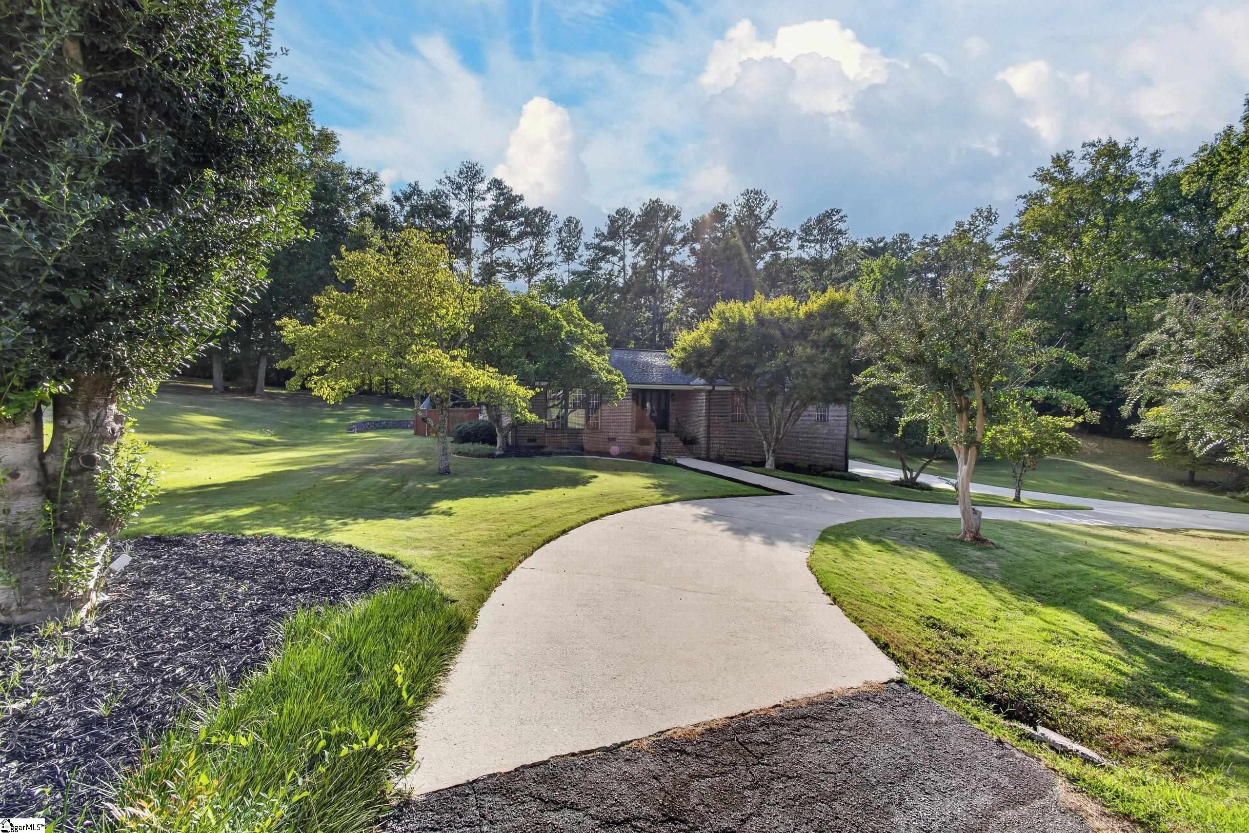 5 Crestline Road