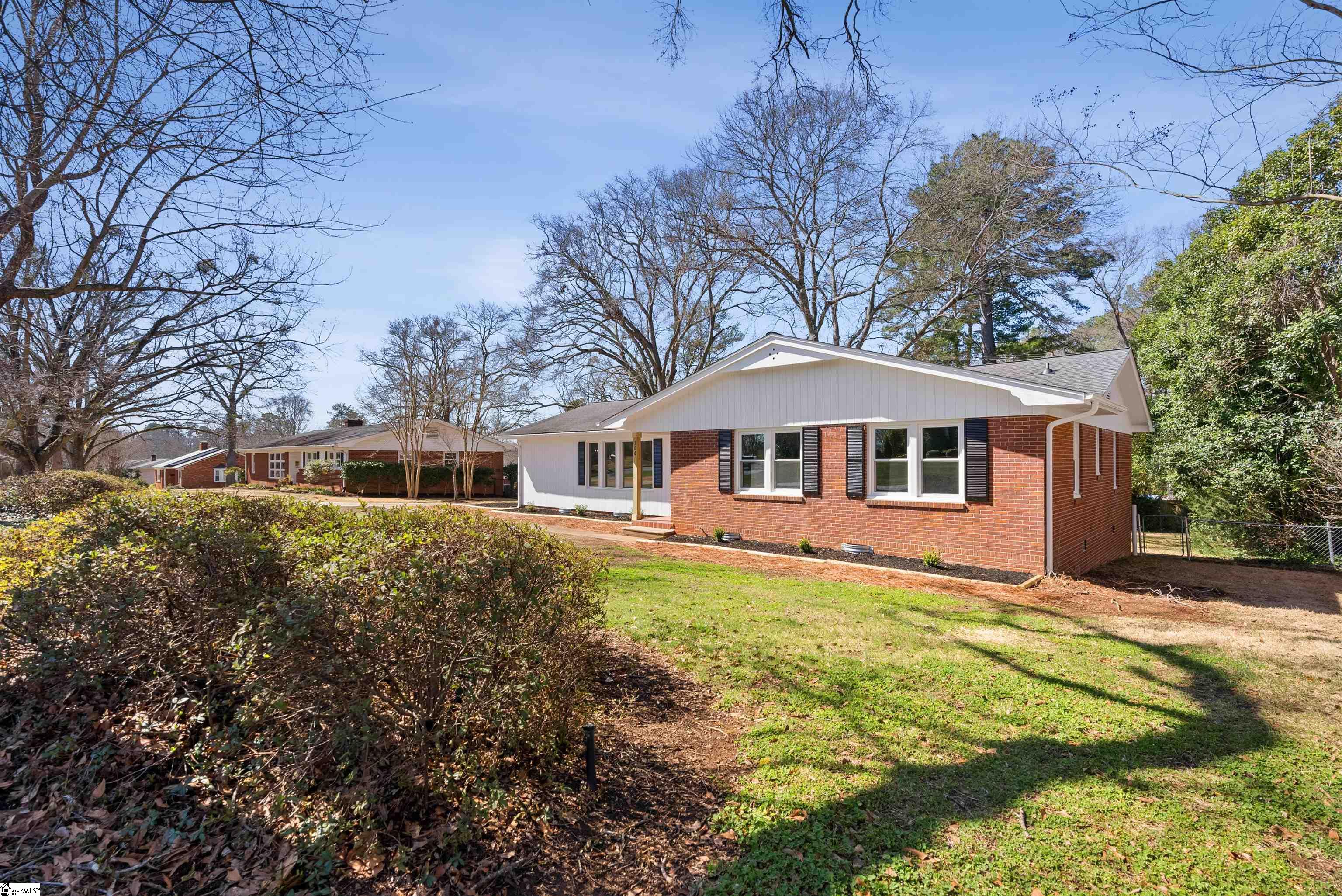 306 Fernwood Drive