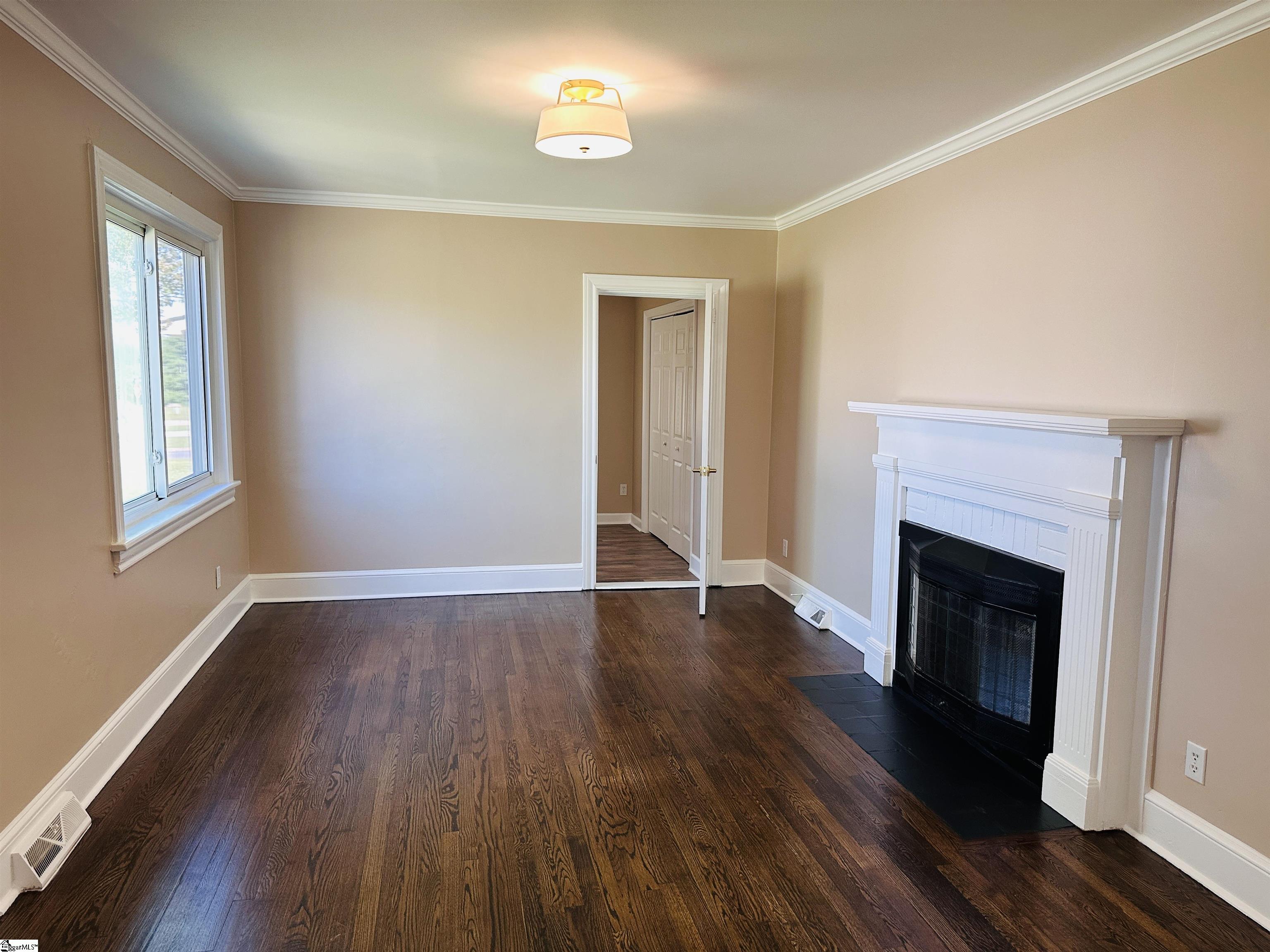 414 E Fairview Avenue, Greer, SC Home for Sale 3 414 E Fairview Avenue