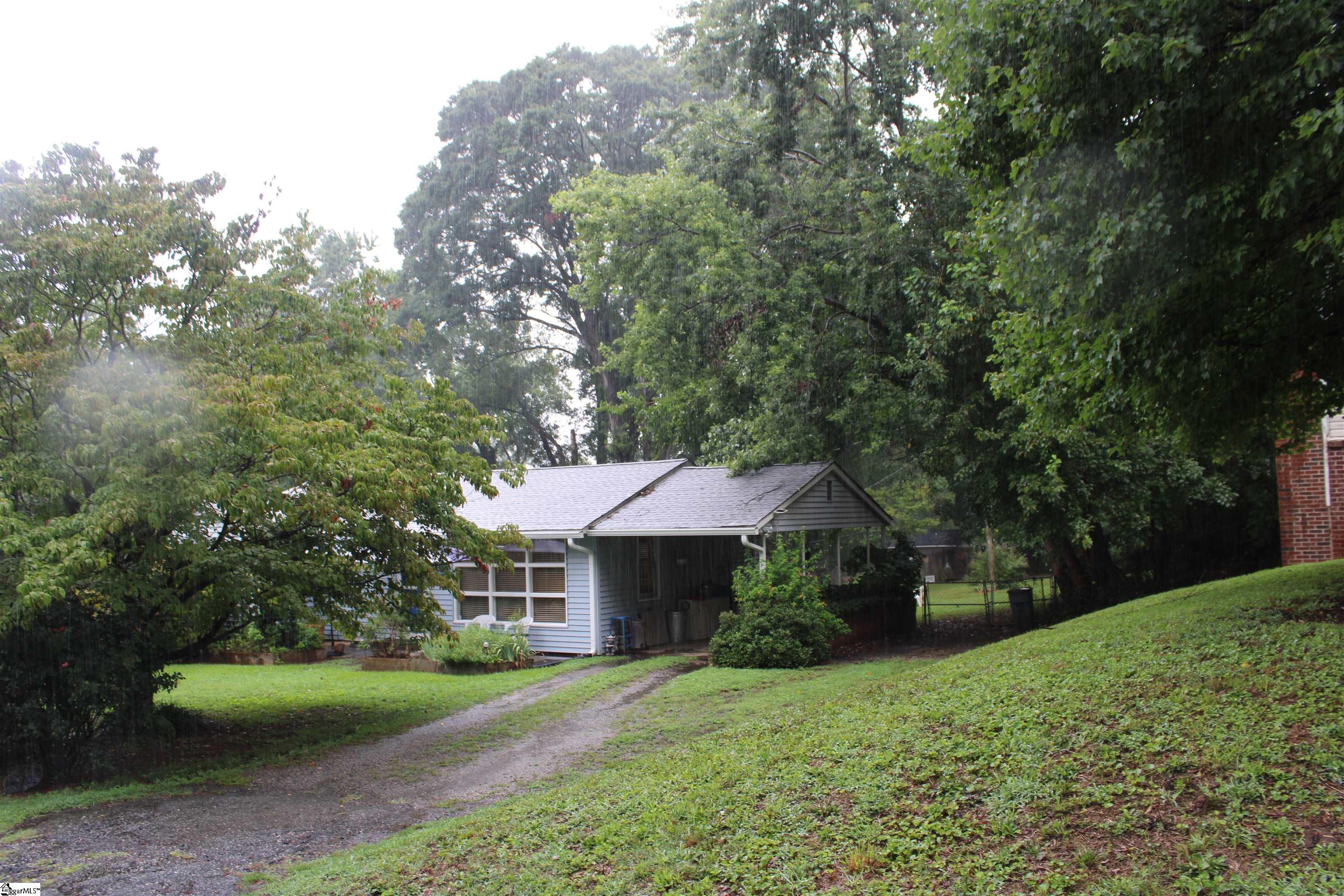 587 Alamo Street