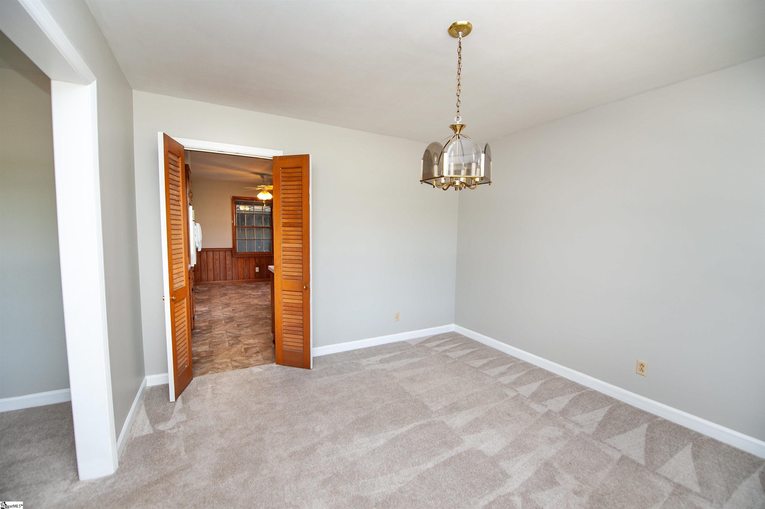 125 Thunderbird Place