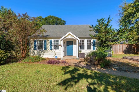 Photo of 212 Brookdale Avenue, Greenville, SC 29607 (MLS # 1607424)