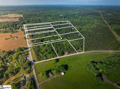 01 Moorefield Memorial Highway Liberty SC 29657