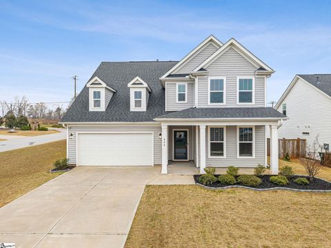 Photo of 844 Redmill Lane, Duncan, SC 29334 (MLS # 1592427)