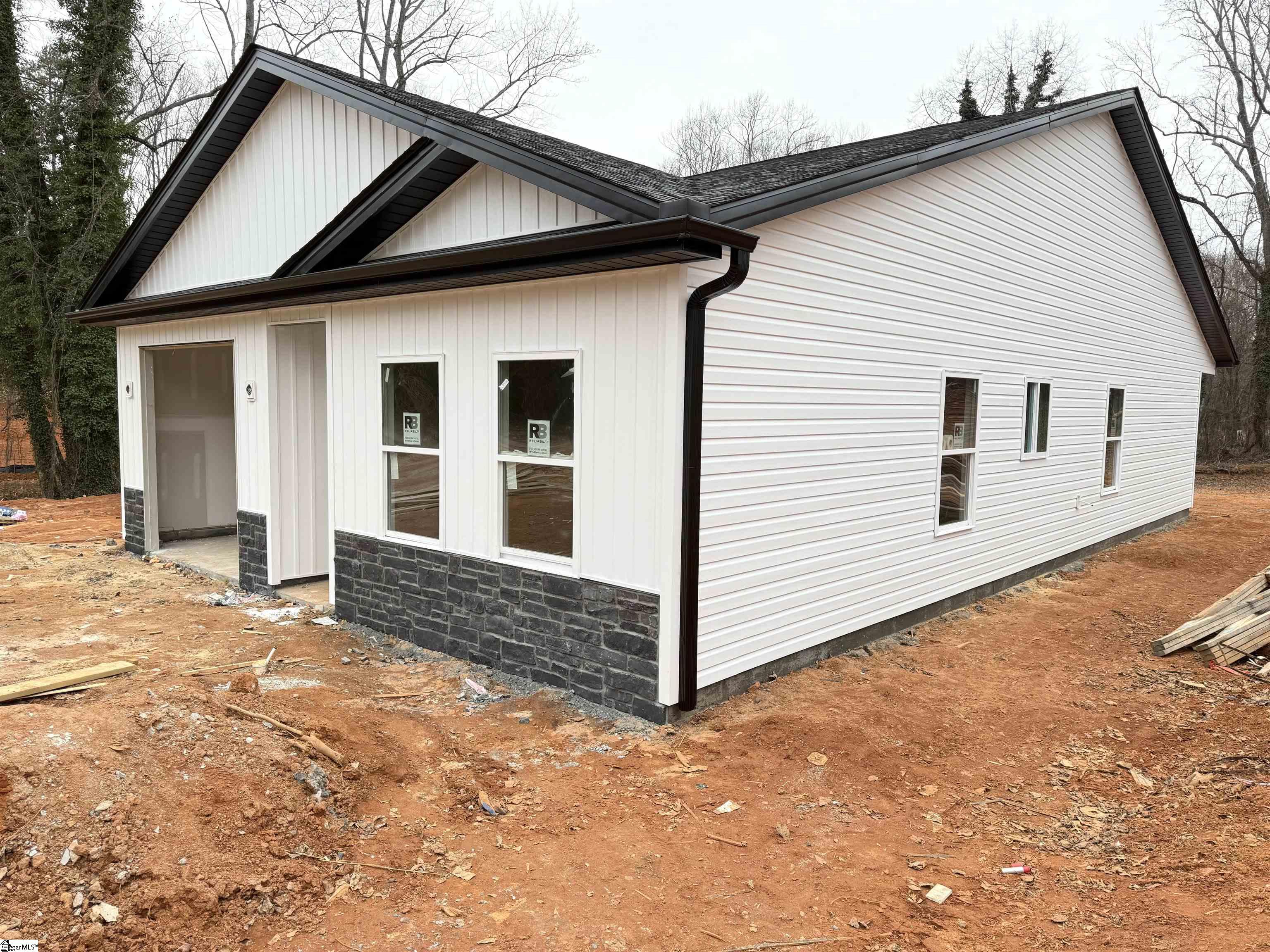 193 N Georgia Avenue