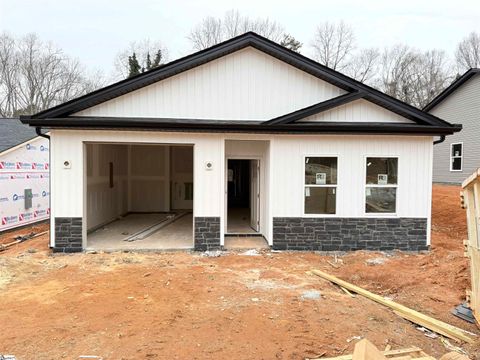 193 N Georgia Avenue Chesnee SC 29323