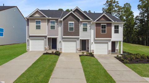 Photo of 1270 Forestbrook Lane, Spartanburg, SC 29303 (MLS # 1577521)