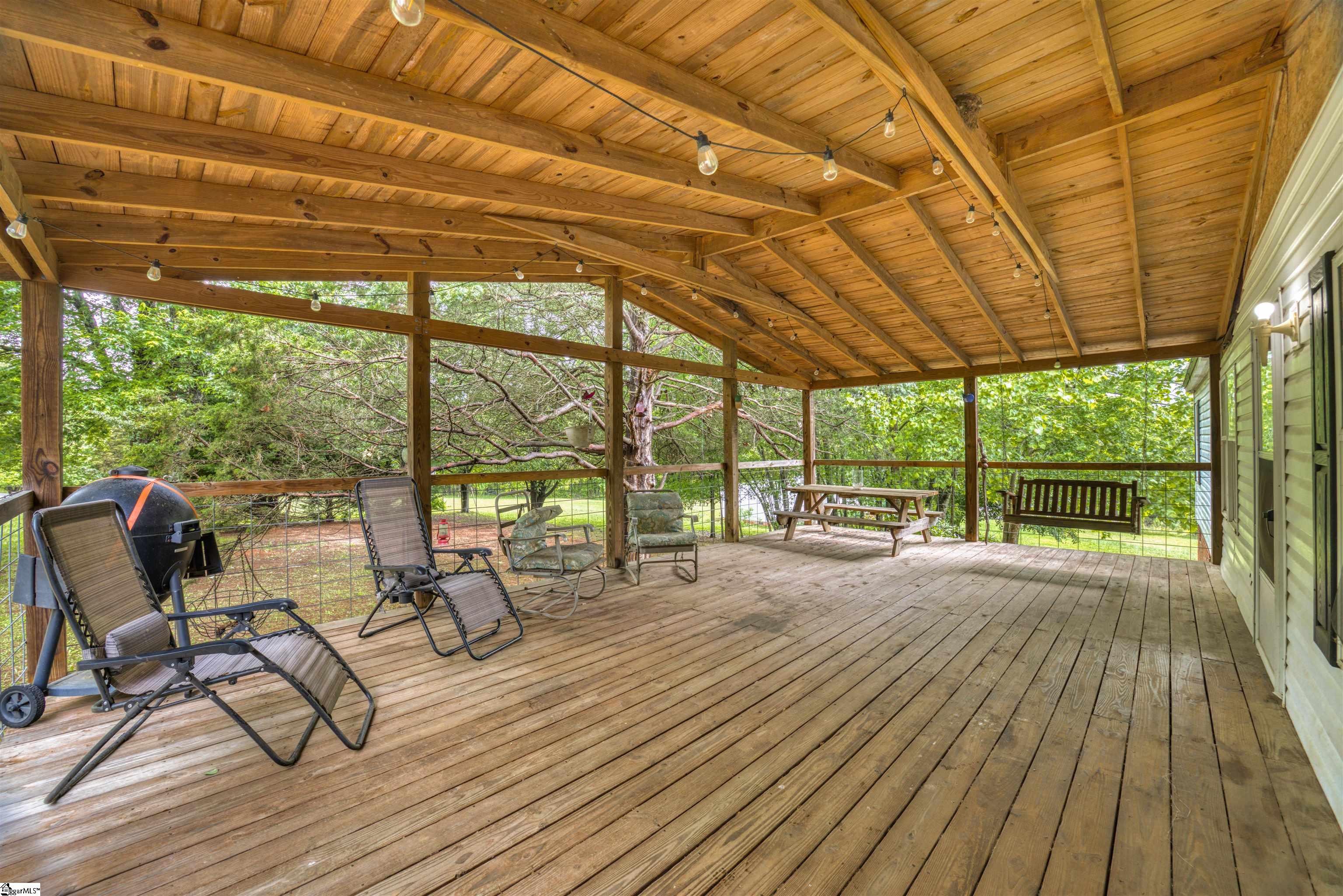 189 Farmers Hill Road