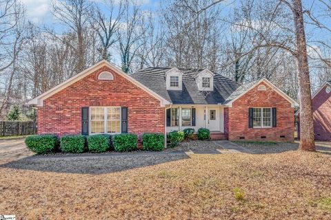 912 Still Spring Run Inman SC 29349