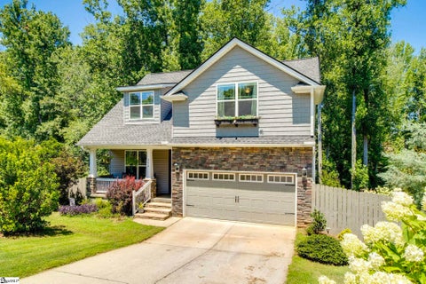 Photo of 203 Nolan Road, Travelers Rest, SC 29690 (MLS # 1599384)