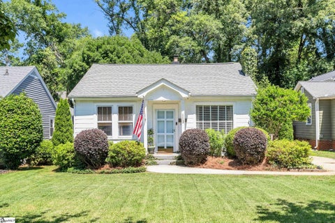 Photo of 113 Brookway Drive, Greenville, SC 29605 (MLS # 1598206)